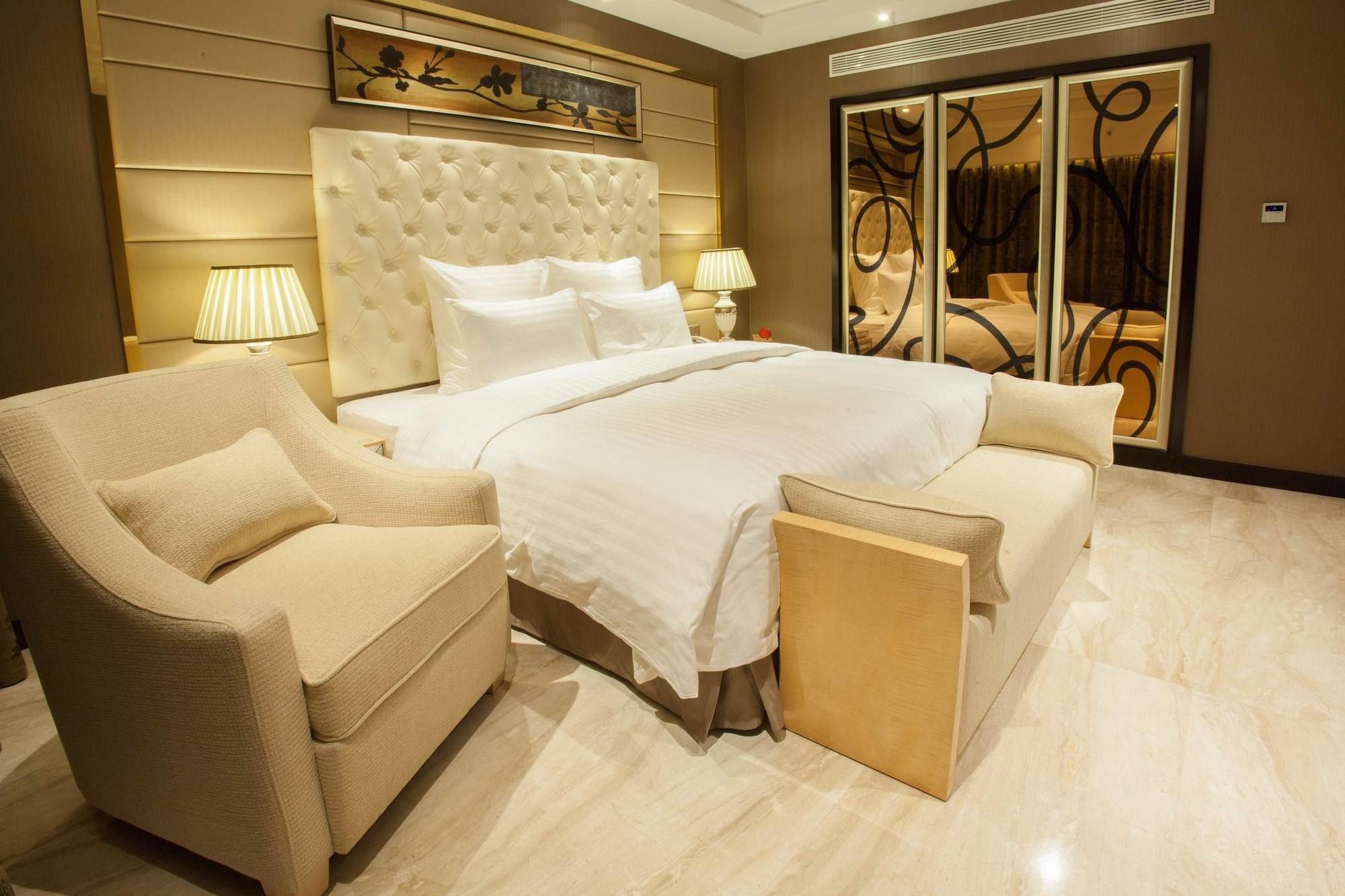 Nanning Landmark Hotel Extérieur photo