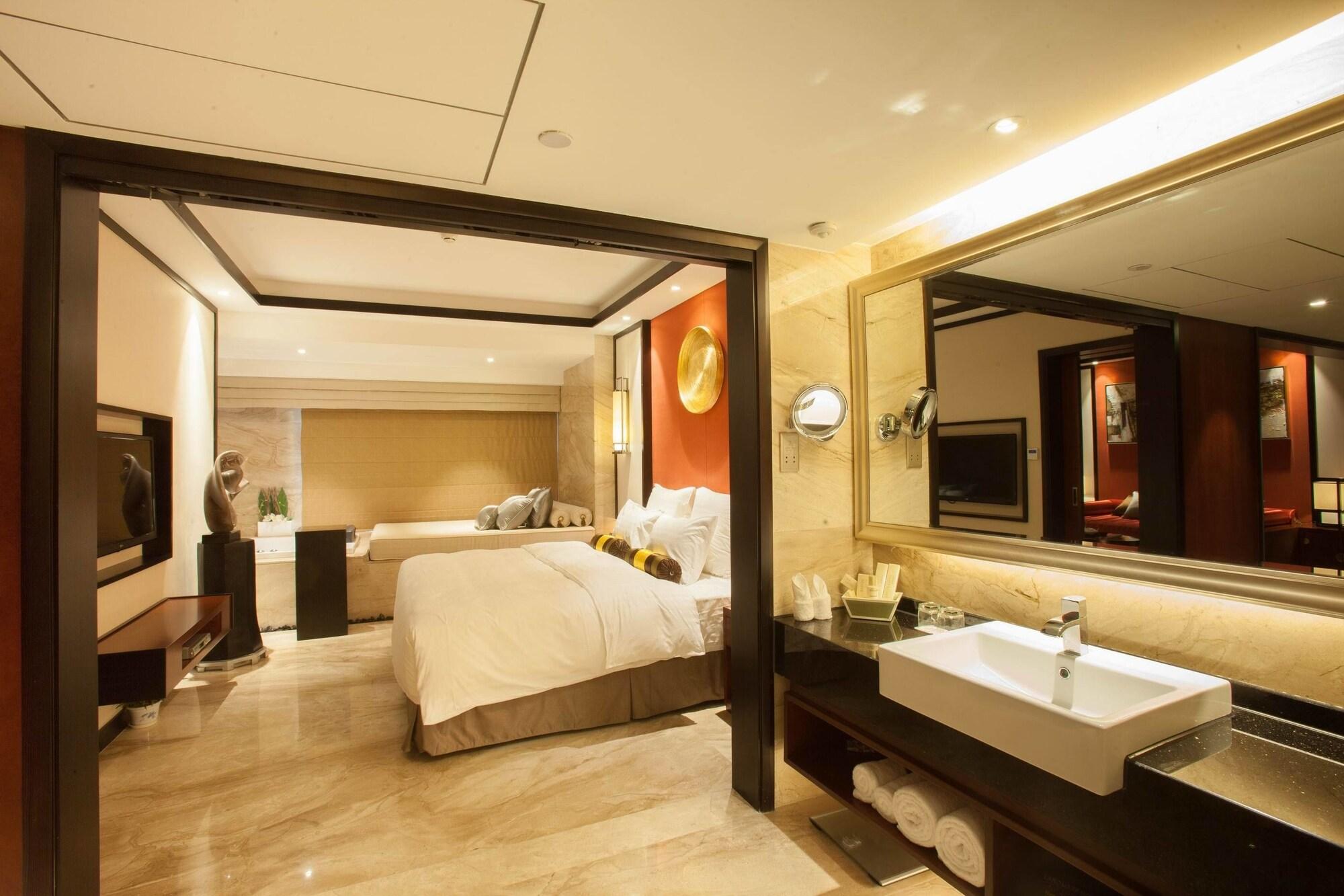 Nanning Landmark Hotel Extérieur photo