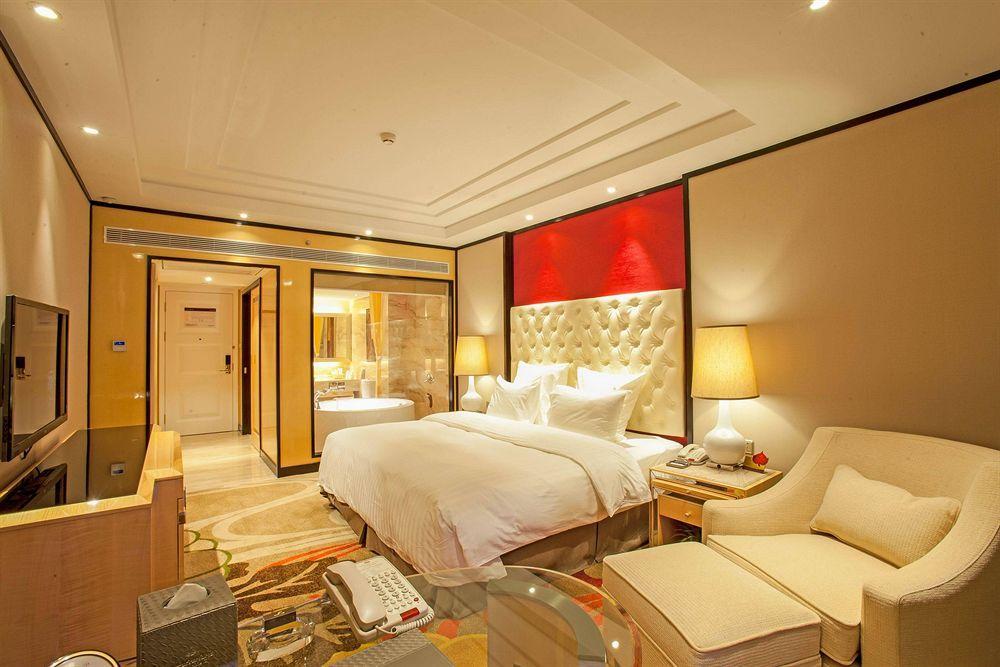 Nanning Landmark Hotel Extérieur photo