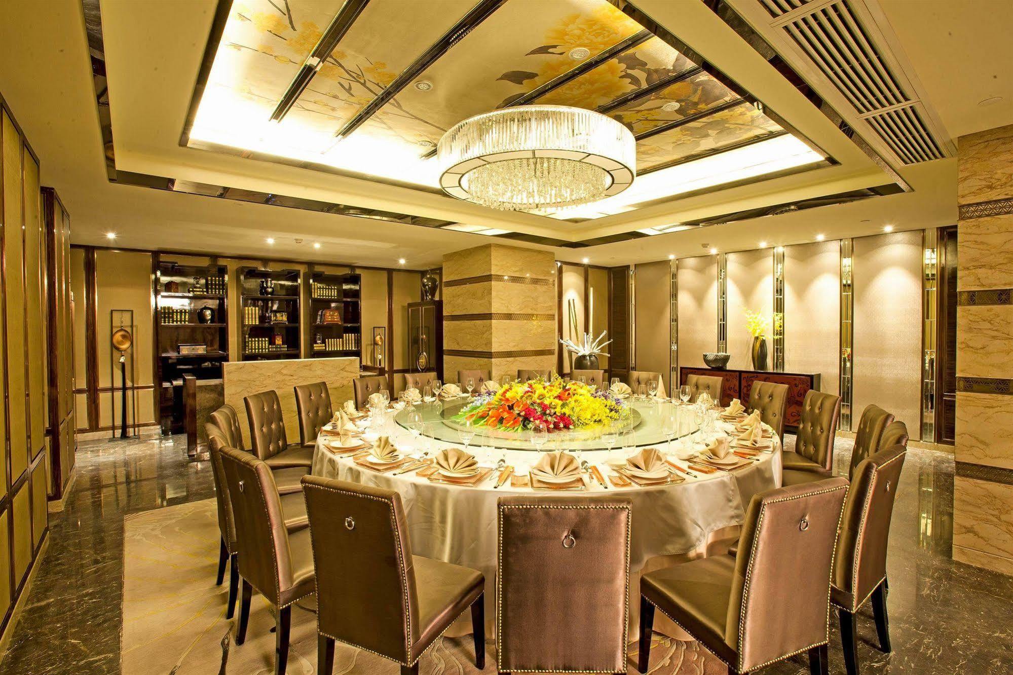 Nanning Landmark Hotel Extérieur photo