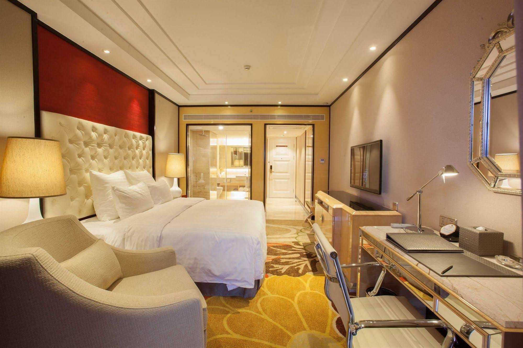 Nanning Landmark Hotel Extérieur photo